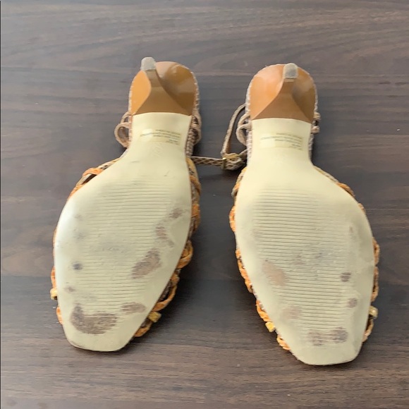 Strappy snakeskin heels sz 6 BCBG - Picture 6 of 9